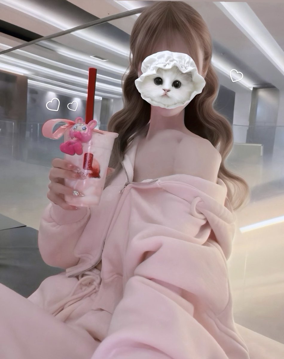 erinyan_sub's tweet photo. いちご杏仁が毎日の生きるモチベ🍓🥛
かわいい格好でかわいい飲み物飲んでると最高に女の子でテンション上がる🪄︎︎◝✩ https://t.co/4UJtVSCr85