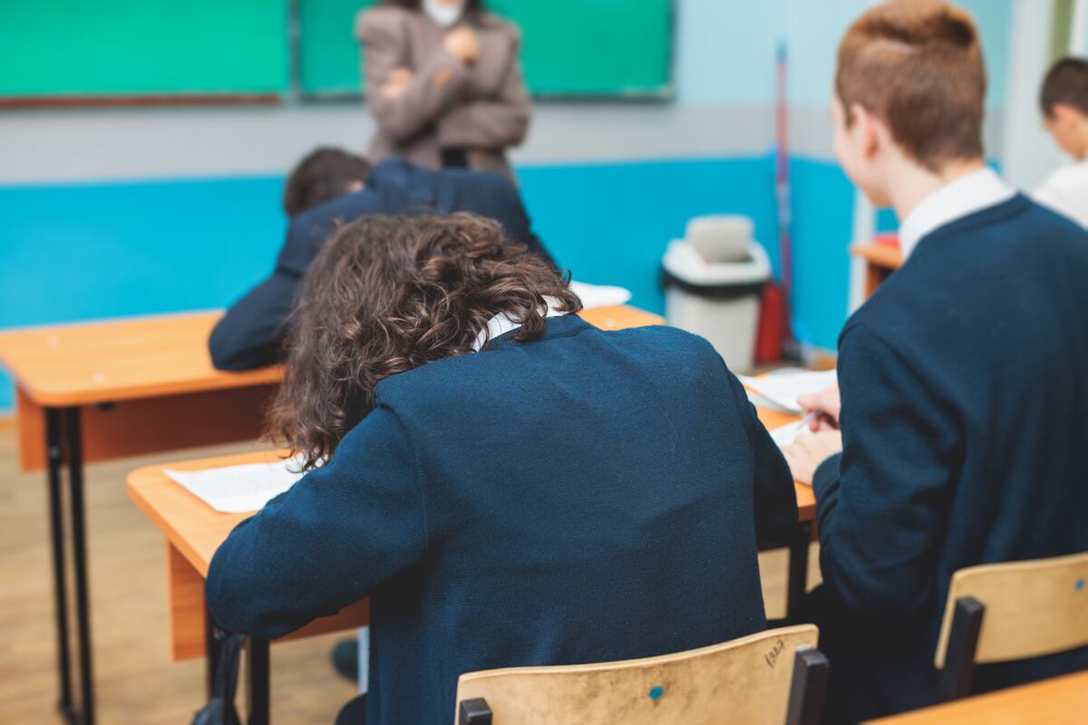 lalibrebe's tweet photo. Des professeurs choqués par une poupée Legami: "Si un enseignant découvre cet objet dans les affaires d’un élève, il peut en informer la direction" https://t.co/6jZhDOKhr2 https://t.co/bueSube6y3