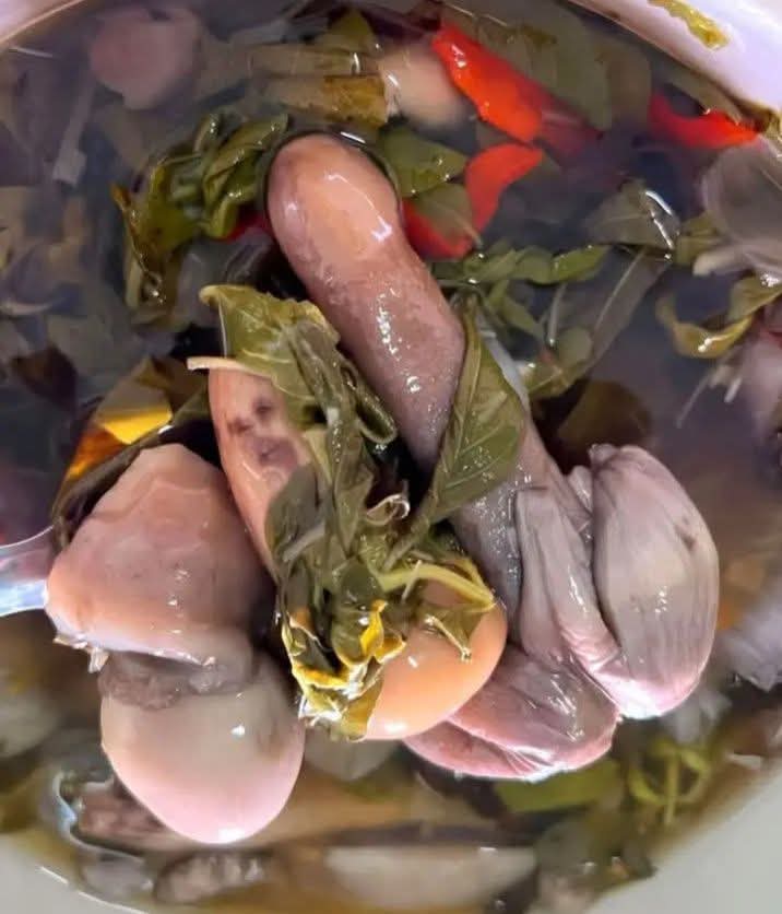 Ketawa itu GRATIS 🛩 tweet media