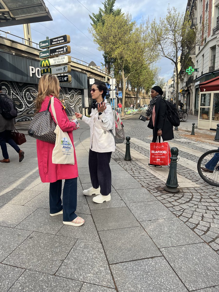 Janr2014's tweet photo. @asnieres2050 en tractage matinal gare pour défendre une vision, une méthode avec la seule femme tête de liste #municipales2026 @Ville_Asnieres https://t.co/sO9n9ylO0G