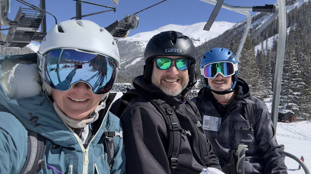 Coach Saunders 🏐 tweet media