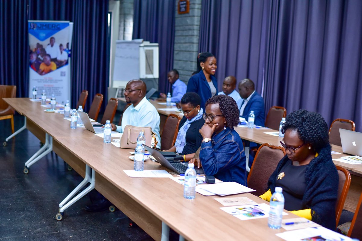 kyobesarah's tweet photo. Family plays a vital role in tackling mental health problems in teens. Parents should understand their children, encourage open communication, and discuss issues with them. #RSELProgrammeLaunch
@JMERCUganda @UwezoUganda @Mglsd_UG @Vok895 @WHOUganda @Educ_SportsUg https://t.co/DgIhD20QaQ