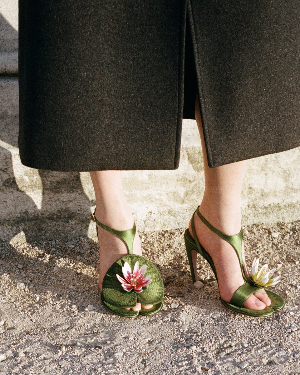 Dior Japan tweet media