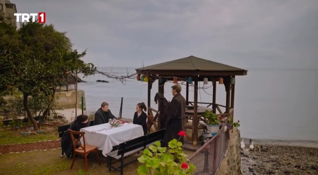 sakin sakin orele bas basa sahne yazmayin sakin