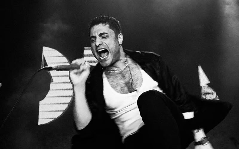 Ozbi 29 Nisan akşamı holly stone performance hall