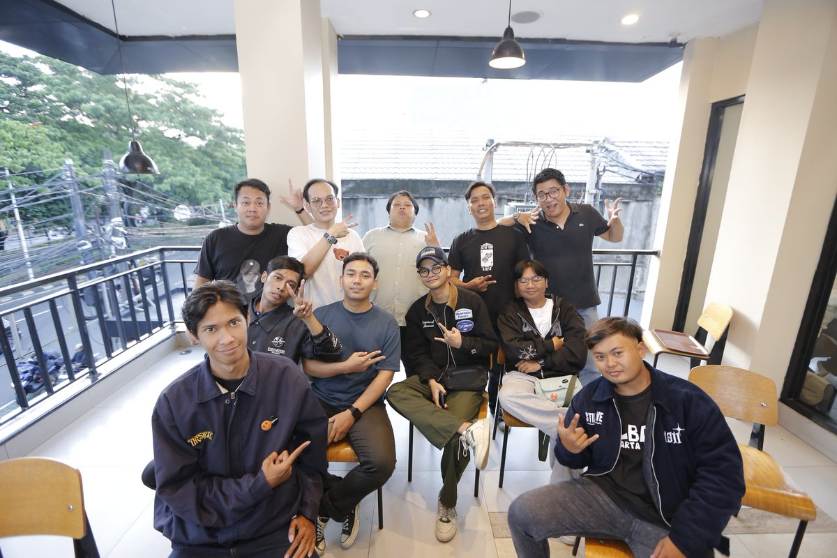 Dull_tzy tweet media