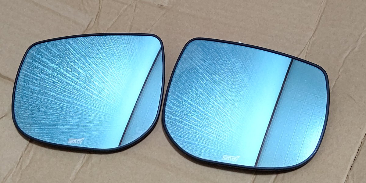 Kaz_0609's tweet photo. 【売ります】
STI アンチグレアドアミラー
GT/GKインプレッサ用

LEDインジケーター動作確認済み。
左右ともにディーラーでの整備中に生じた剥離がありますが、使用に問題はありませんでした。
気になる方はご遠慮下さい。

強気の20000+送料でいかがでしょうか？
現在は流通していないパーツです🙇 https://t.co/hSHKHy72Kz