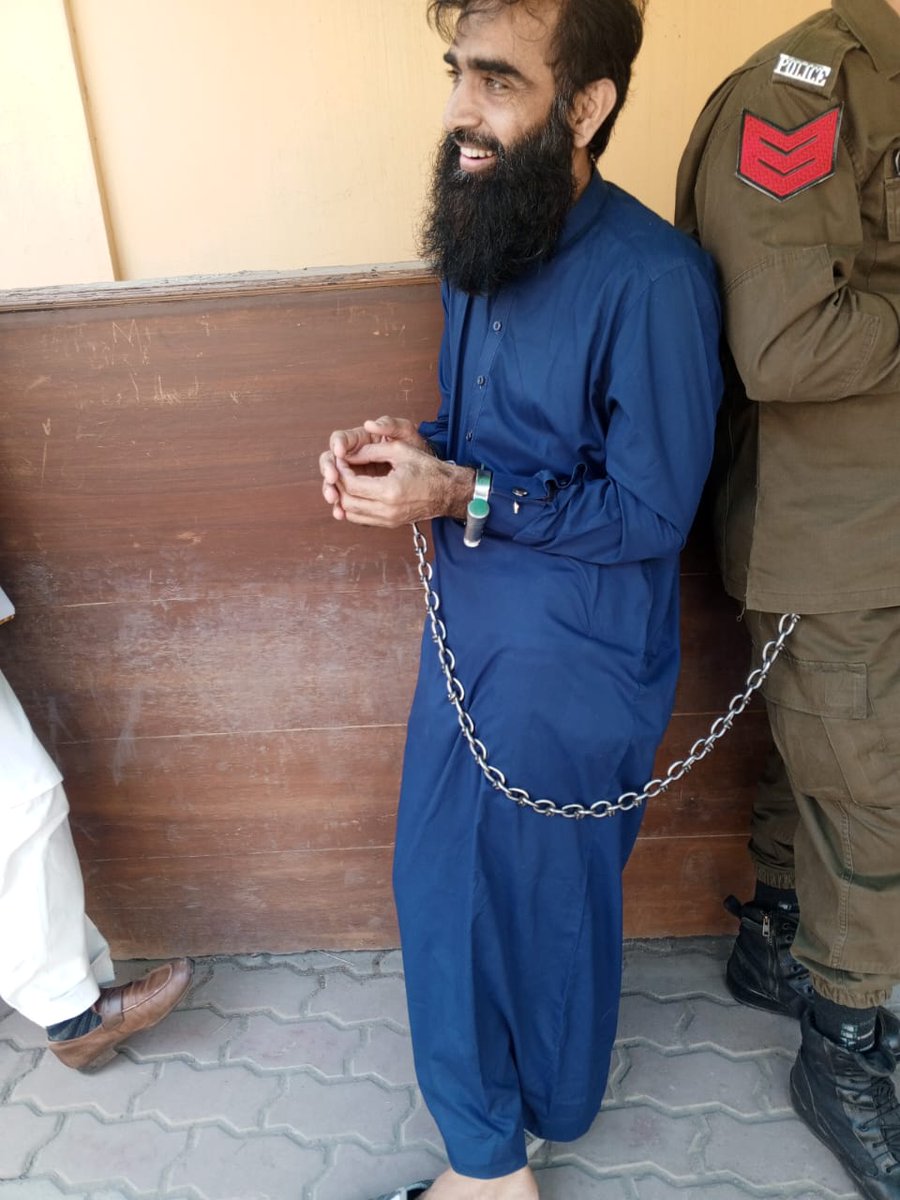 خطیب السلام علامہ فاروق الحسن قادری صاحب کو 148 دن کی جبری گمشدگی اور قید تنہائی کے بعد بالآخر لاہور کی انسدادِ دہشت گردی عدالت میں ایک جعلی مقدمے میں پیش کردیا گیا۔