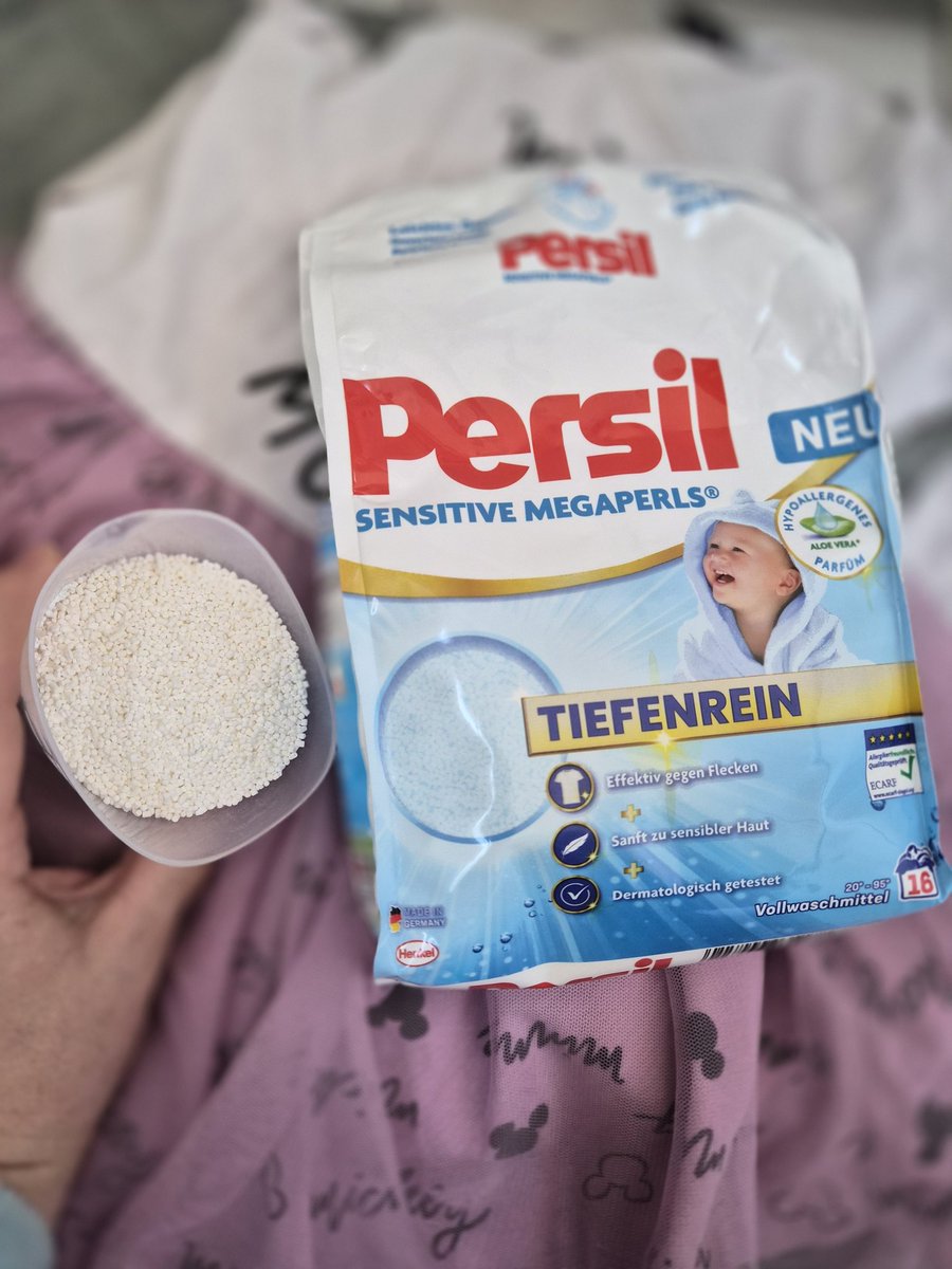 Katty_bts_lover's tweet photo. [Werbung] Alles, was man für saubere Wäsche eines allergischen Kindes braucht! Sehr empfehlenswert! 😊 #persil #persil_trnd https://t.co/JYYpUhCTxx