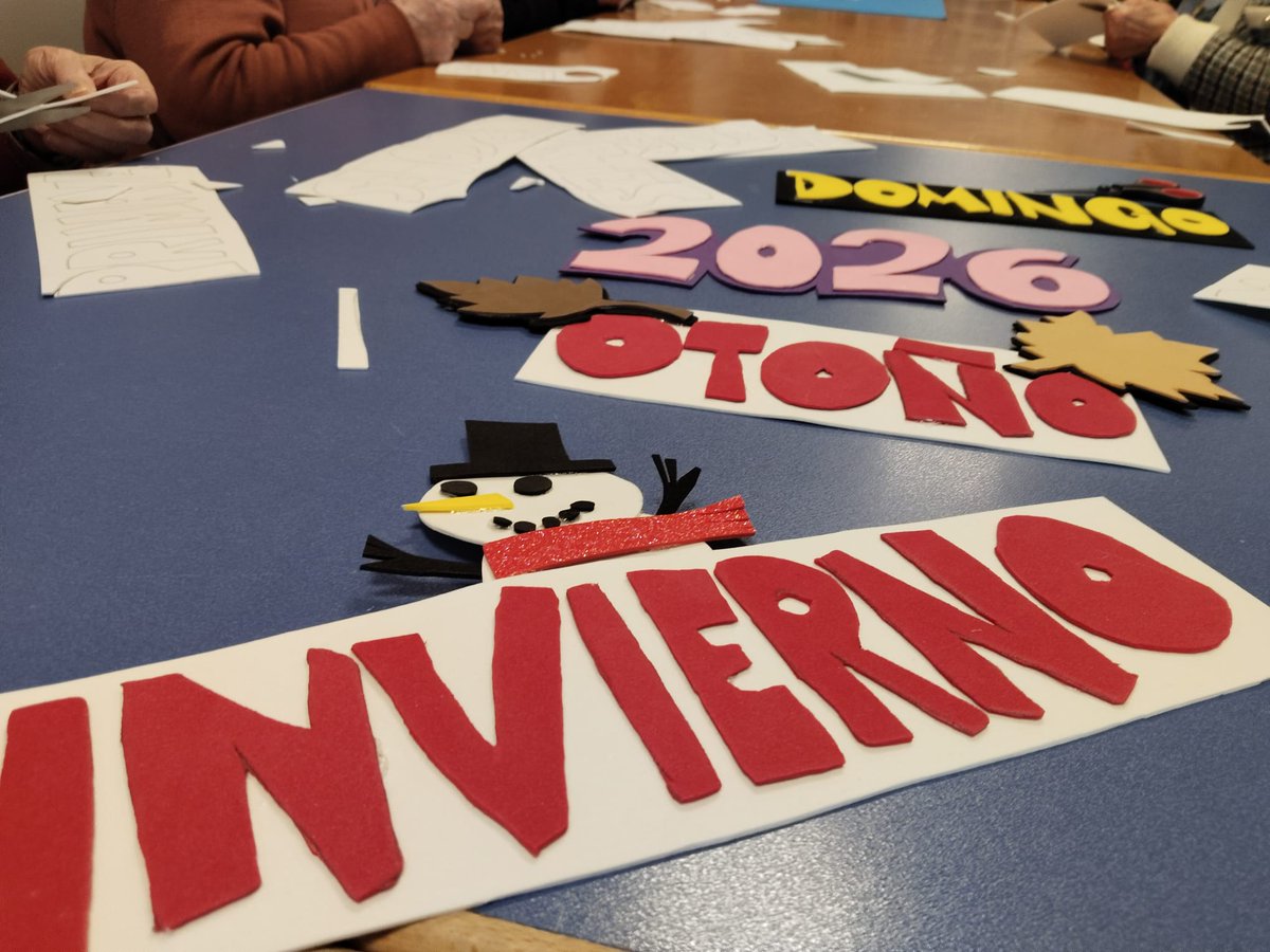 ResVirgenBustar's tweet photo. Nuestros lunes en la Virgen del Bustar son especiales! ❤️ Continuamos con los talleres intergeneracionales creando calendarios perpetuos. 

Ver a jóvenes y mayores trabajando codo con codo es pura magia. ¡Ellos mismos marcarán el paso del tiempo! 📅✨ https://t.co/jV6HD6vsFi