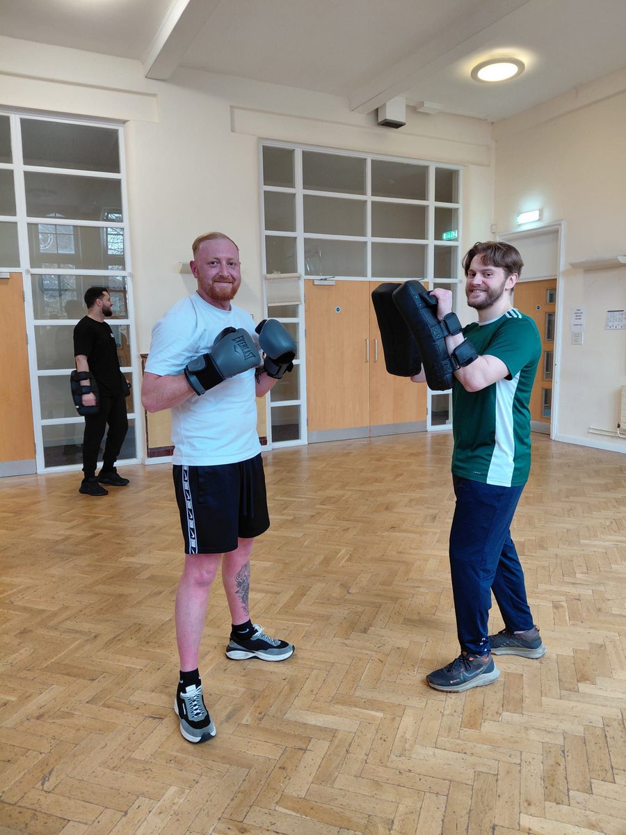 RRR_LUF's tweet image. Striking Forward 🥊💪

A brilliant Thai boxing session in Accrington bringing the group together! Lots of energy, focus, and teamwork. Another fantastic way to support both physical and mental wellbeing.

#RedRoseRecovery #ThaiBoxing #Accrington #ActiveRecovery