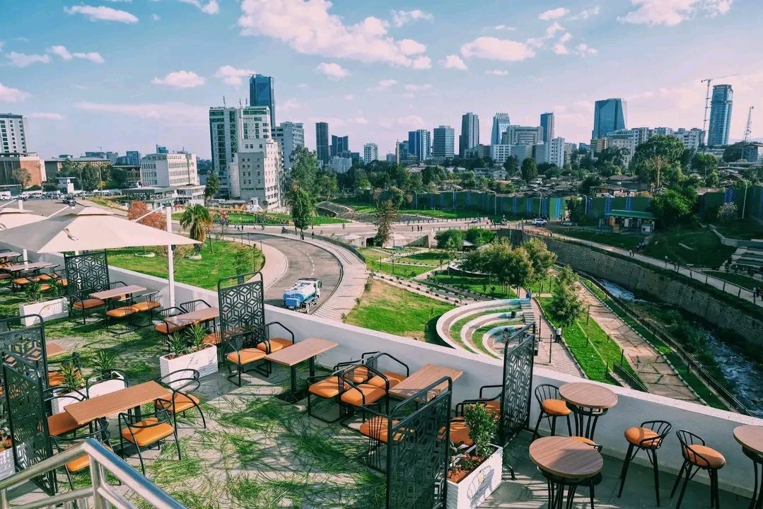 antenehhabte27's tweet photo. The "Addis Ababa" is blooming! 🌸 Witness the incredible transformation of Tewodros Square, the all-new Dil Plaza, and the Qurtumi Riverside. Piassa isn't only a historic district anymore—it's a model for modern urban living in Africa.
​#AddisAbaba #Piassa #CorridorDevelopment https://t.co/tXsVZEGAQN