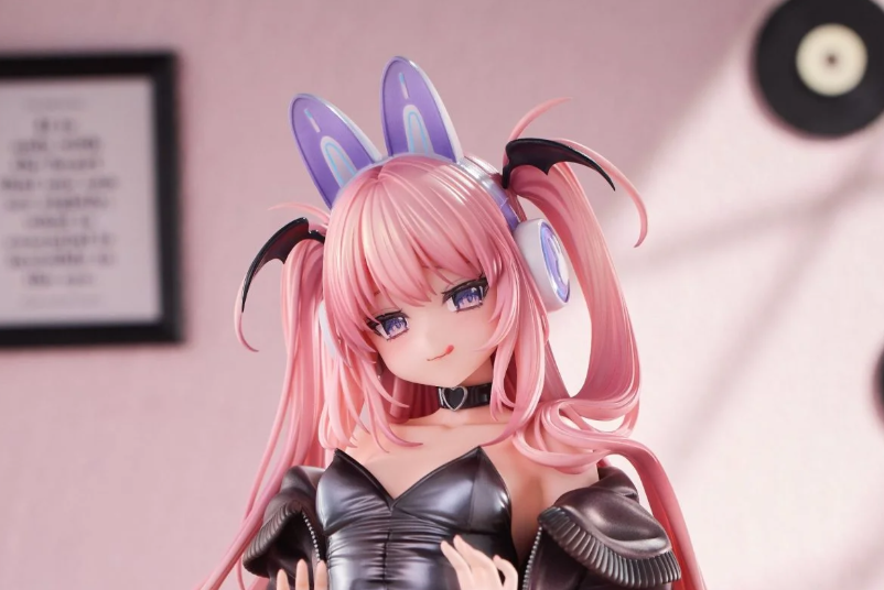 figure_times's tweet image. あみあみ在庫復活✨

PartyLook、玉之けだま氏が描いた『うさみみヘッドホン ルルム』がフィギュア化！
figure-times2.com/?p=112483

#フィギュア #PartyLook #玉之けだま