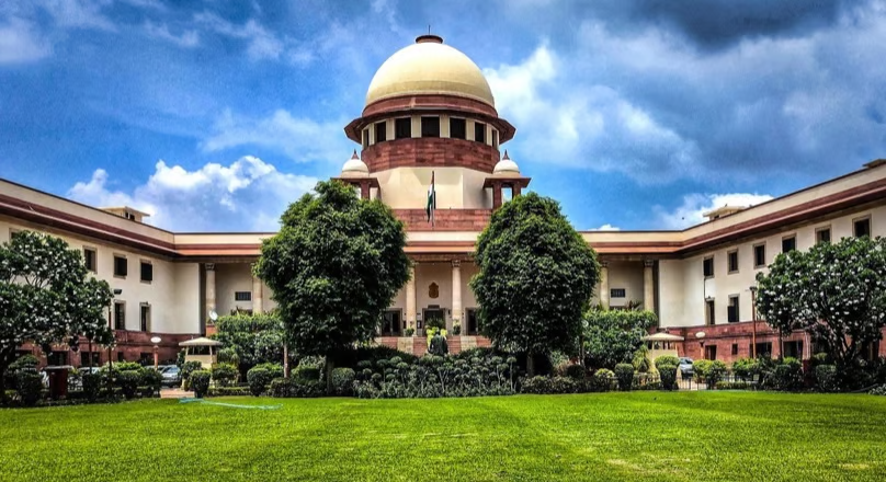 airnewsalerts's tweet photo. The Supreme Court observes that the time has come for a Uniform Civil Code (#UCC). 

The Apex court termed a plea seeking the striking down of provisions of the Shariat law of 1937 for being discriminatory to Muslim women as a very good case, which advisably only the legislature should look into.

A bench of Chief Justice Surya Kant and Justices Joymalya Bagchi and R Mahadevan said if the court struck down the Shariat inheritance law, it would create a legal vacuum, as there is no statutory law governing Muslim inheritance.