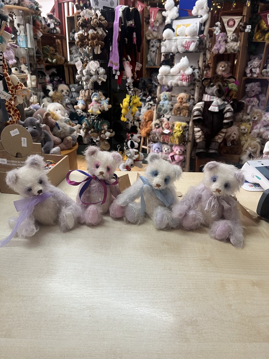 headbear tweet media