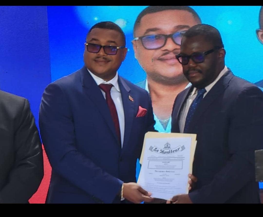 BasenVerite's tweet image. Le #Directeur #Général du Service national de gestion des résidus solides (#SNGRS), #Daril #Baltazar, a adressé, le 7 mars 2026, des remerciements publics au #Premier #Ministre #Alix #Didier #Fils-Aimé pour la #confiance placée en lui à la tête de l’#institution. Dans un message