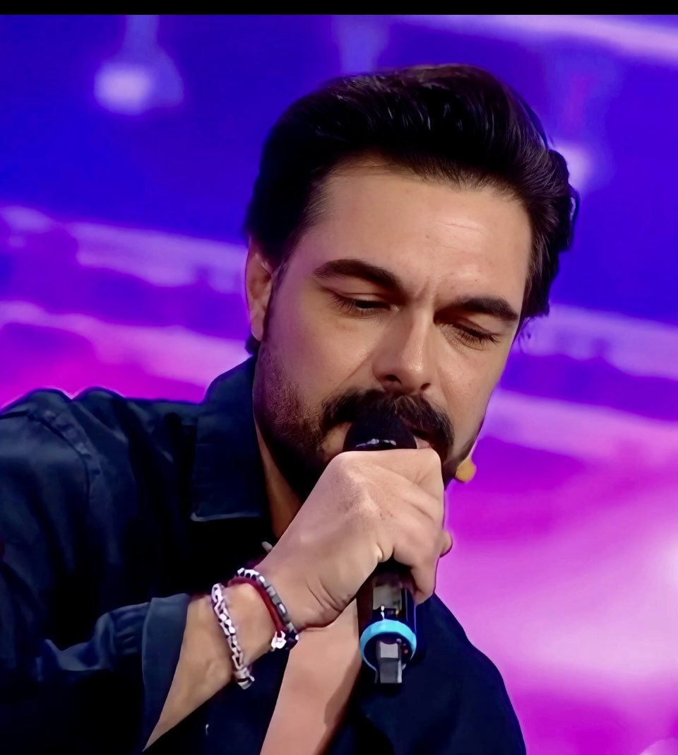 Beatriz_HIC's tweet photo. I vote for Halil İbrahim Ceyhan form Türkey  🇹🇷   to The Most handsome face2026 
#HalilİbrahimCeyhan 
#100face2026 
#100face
#tccandler @tccandler https://t.co/US3OpUu5ho