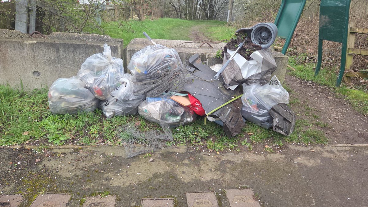 Litter Watch tweet media