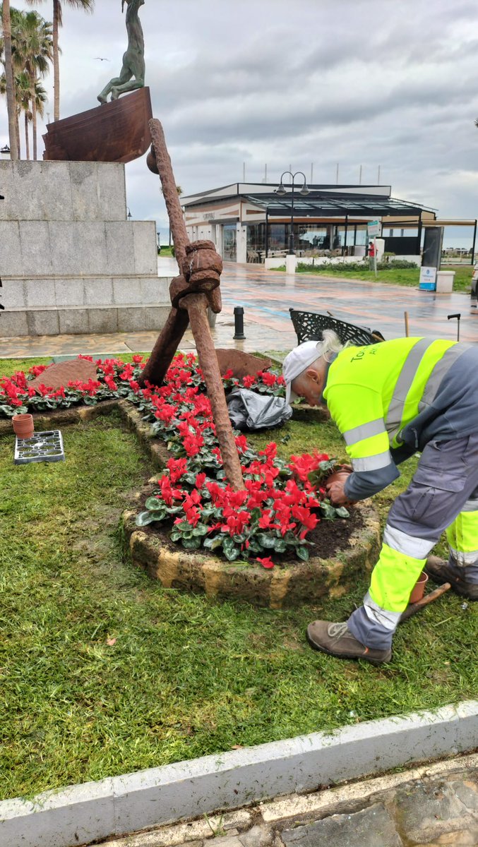 Servicios Públicos de Torremolinos tweet media
