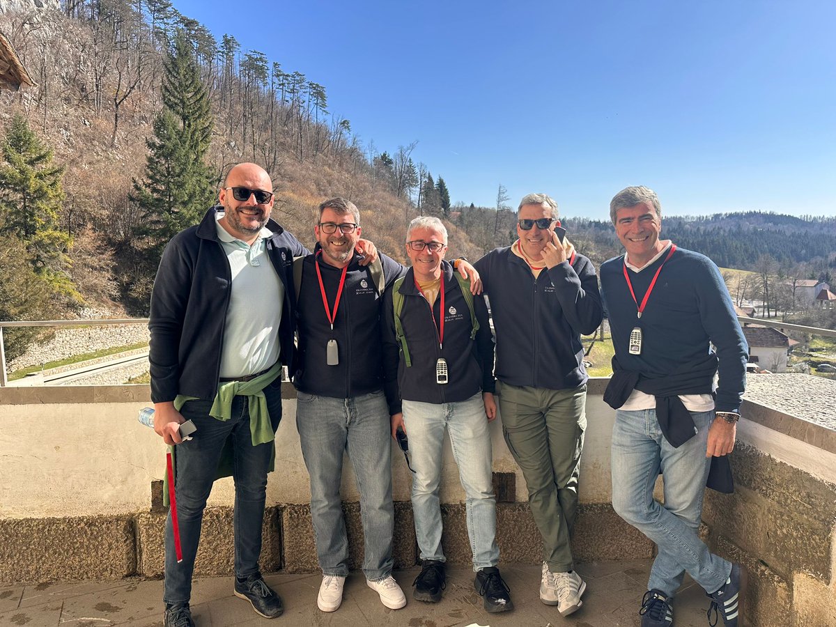 Value_Creciendo's tweet image. Así fue nuestro II Viaje de Incentivos VALUE en Eslovenia

Gracias a todos los que habéis formado parte de este viaje y a @KYOCERA_DS_ES   por acompañarnos.

Seguimos construyendo este proyecto juntos.
#Value #ViajeDeIncentivos #Partners #Kyocera #CreciendoJuntos