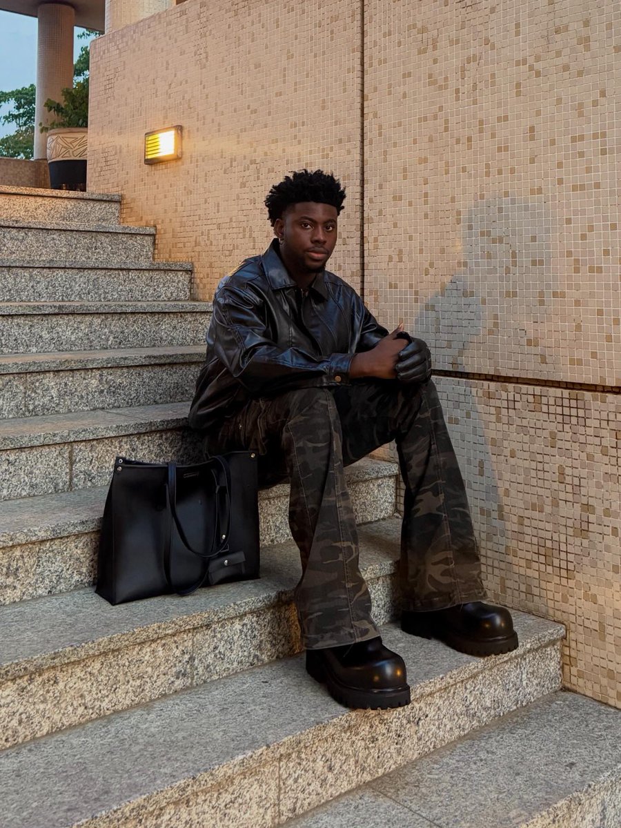 KOYIN SANUSI 💜 tweet media