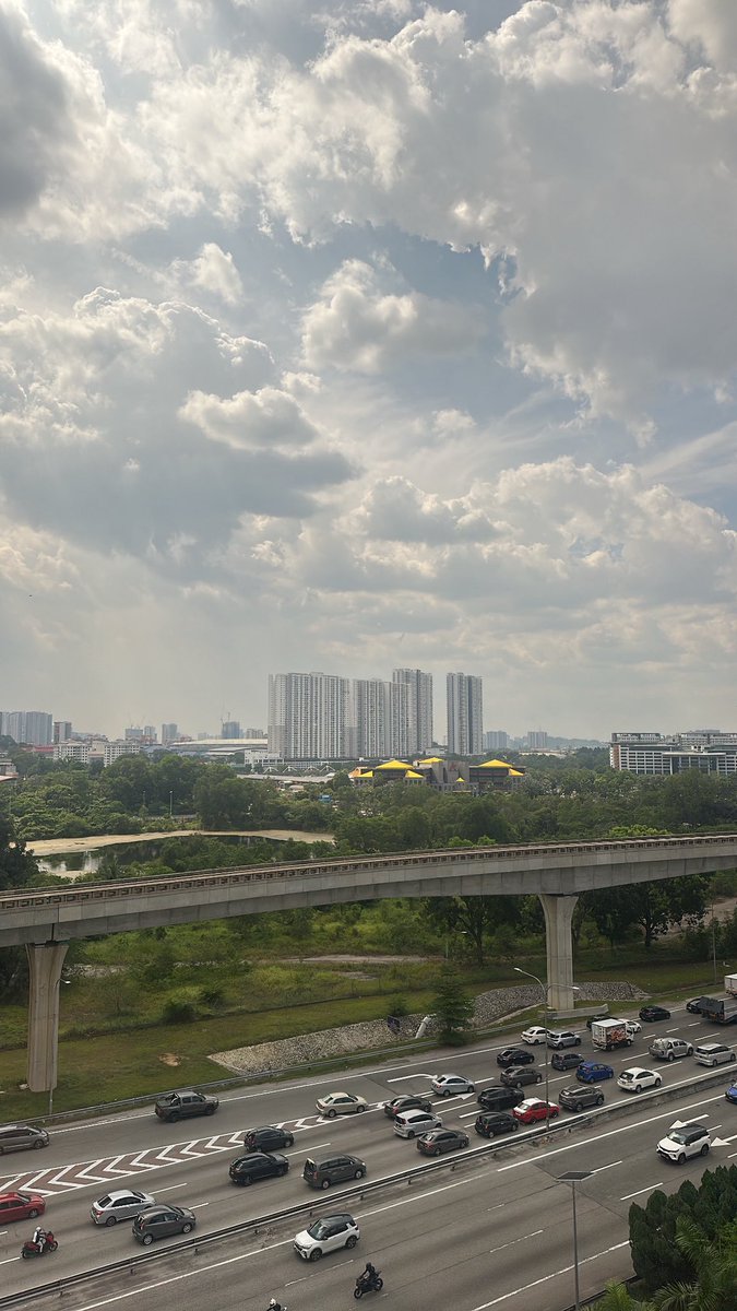 SimpleSacrifice tweet media