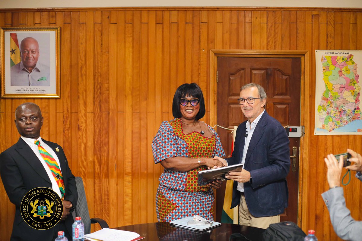 akosuawat's tweet photo. It was a pleasure to welcome H.E. Ángel Lossada Torres-Quevedo, the Ambassador of Spain to Ghana, for a productive courtesy call at the Regional Coordinating Council today.

Our discussions centered on a shared vision for the Eastern Region, focusing on high-impact cooperation in Education, Tourism, and Development Partnerships. Spain remains a vital ally, and we explored exciting new avenues for cultural exchange and economic initiatives that will benefit our people.

We remain committed to deepening these bilateral ties to drive sustainable development and innovation across our region.