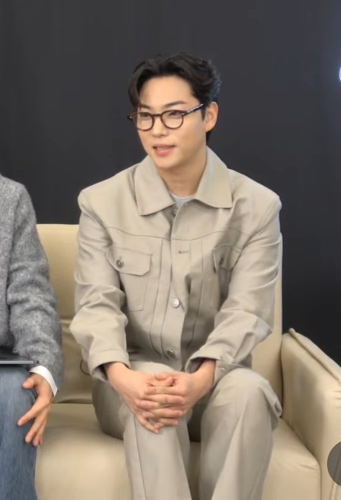 이션스토어 tweet media