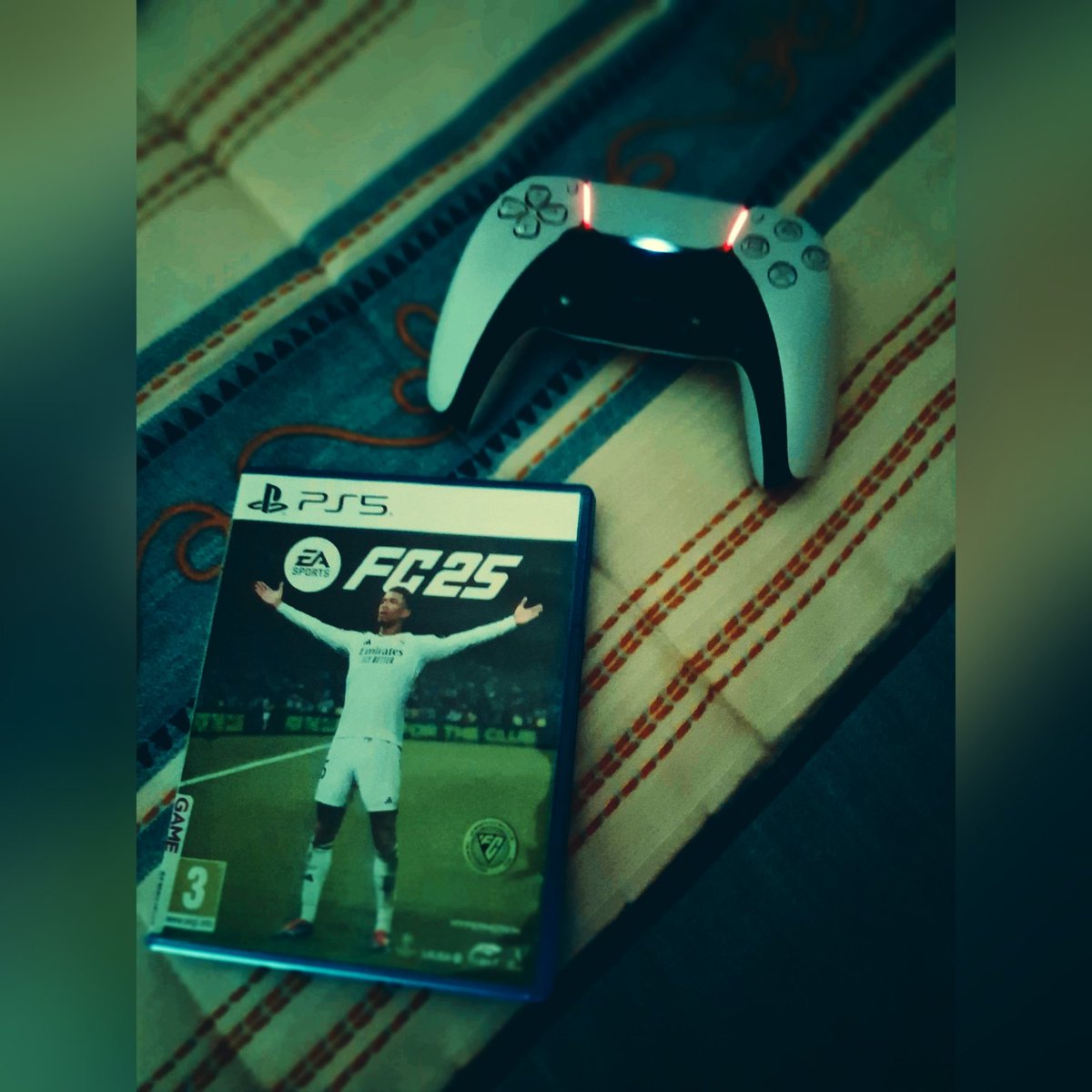j38986915's tweet photo. @easportsfces @fifa25 @BellinghamJude https://t.co/lfWhwKUmaI