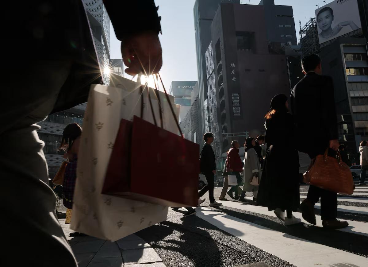 ⚡️#Japan upgrades Q4 #GDP on robust capex, Iran war clouds outlook

Gross domestic product (#GDP) rose 1.3%, quicker than the paltry 0.2% preliminary estimate and slightly overshooting economists' median ​forecast for a 1.2% #growth.