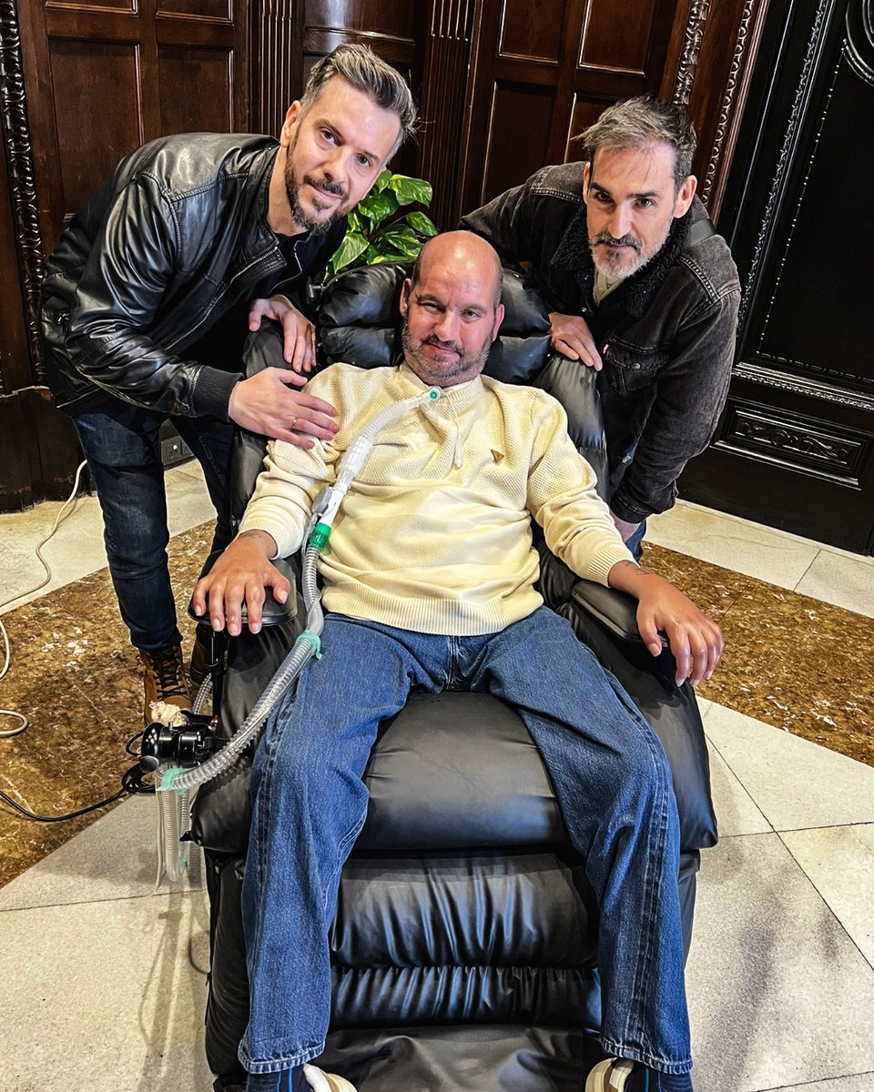 Los Meconios tweet media