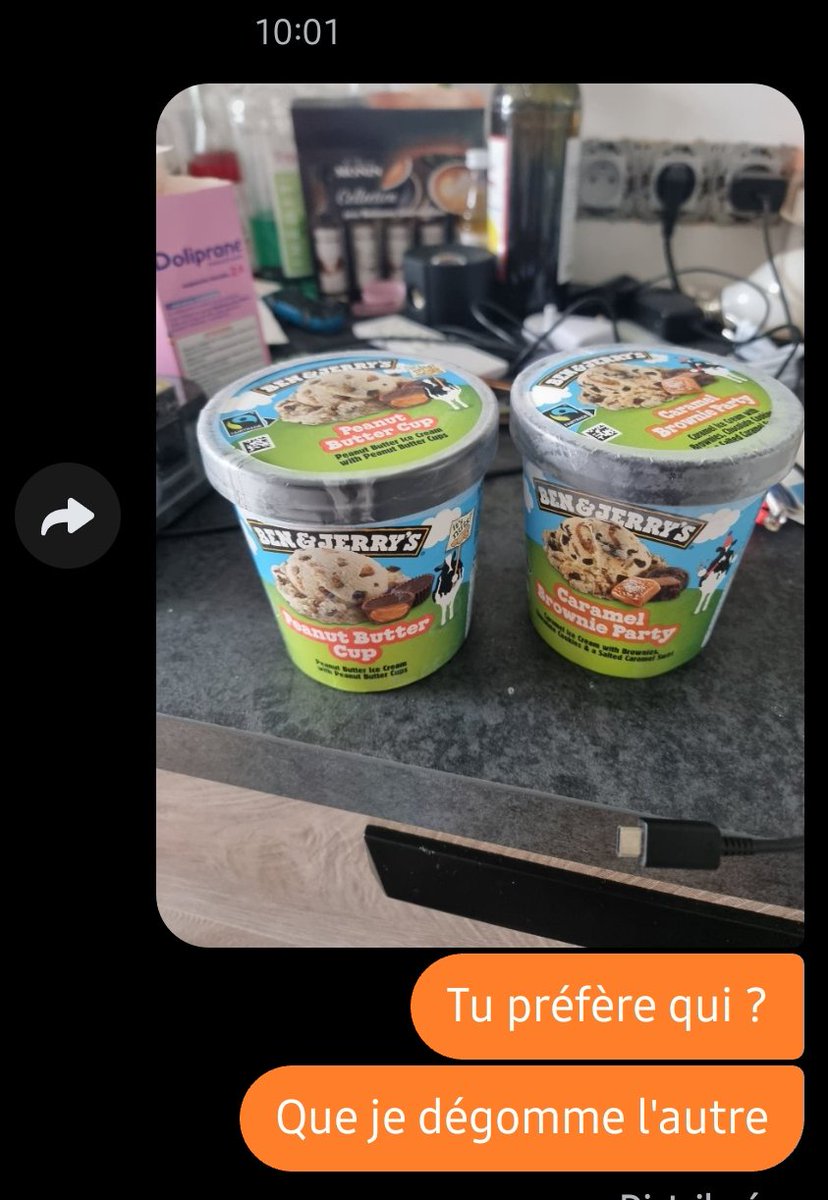 Ca fait 1h que j'attend sa réponse devant le congel