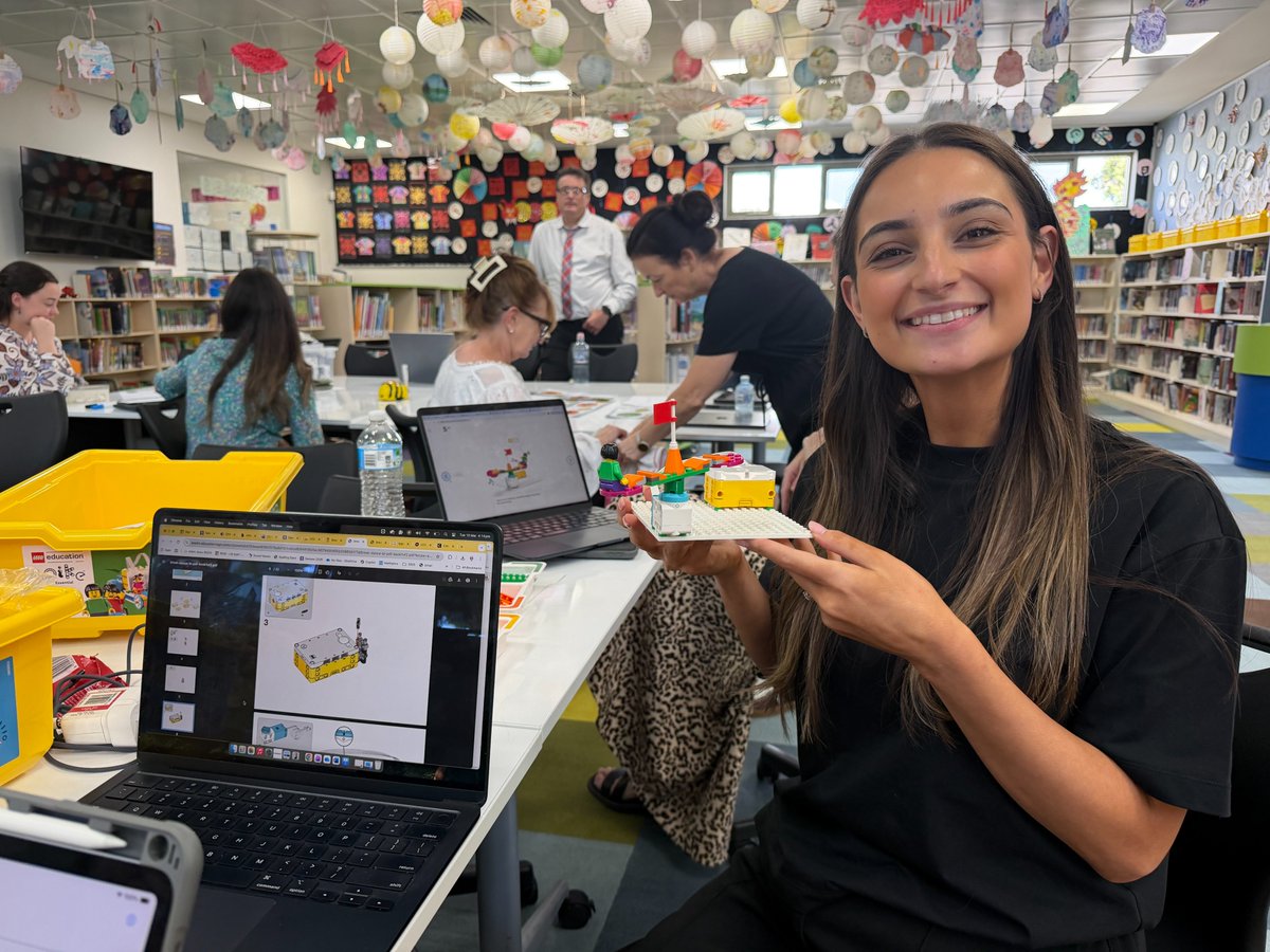 Infant Jesus School tweet media