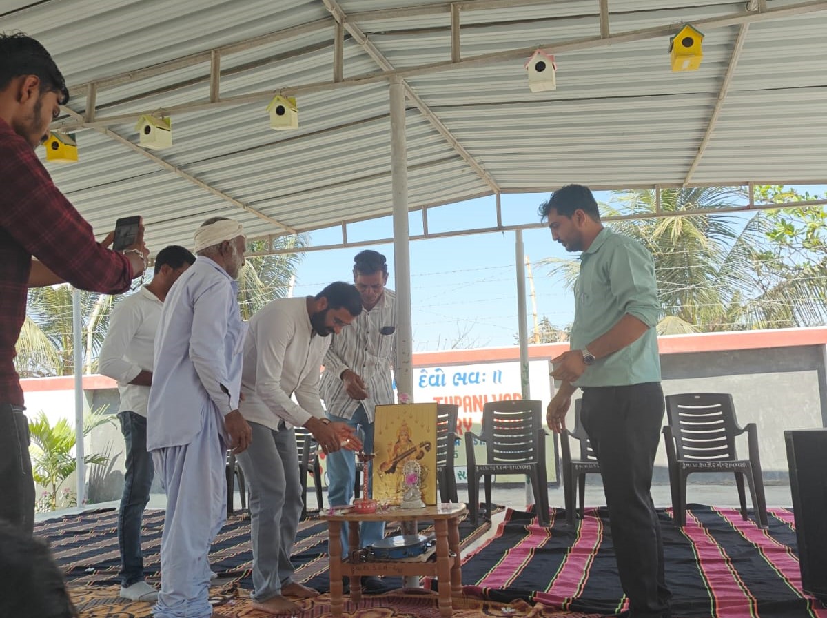 Mamlatdar Dwarka tweet media