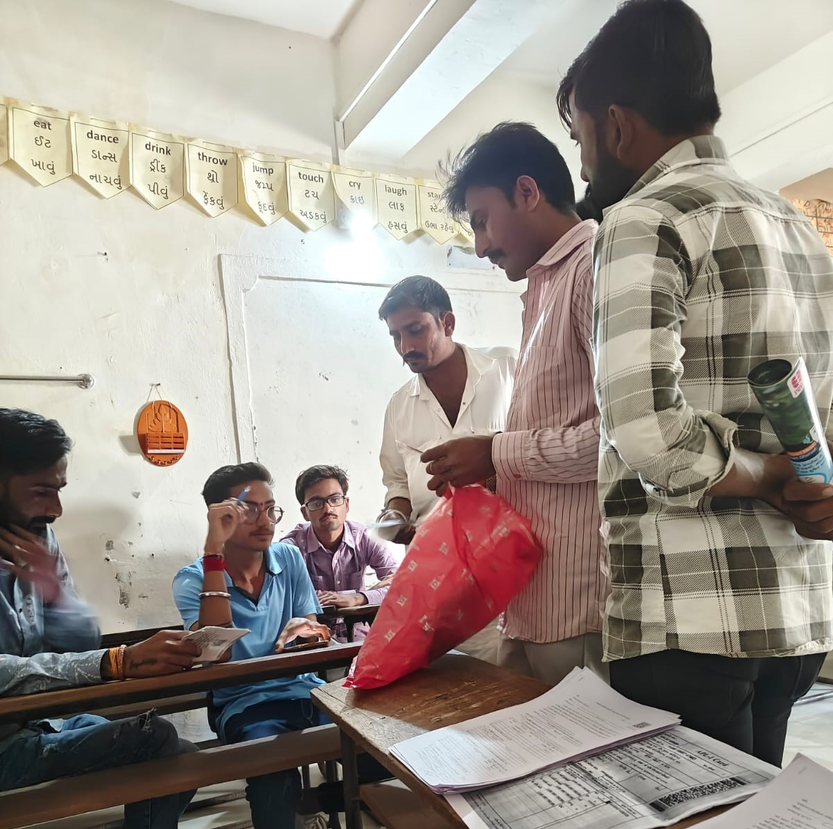 Mamlatdar Dwarka tweet media