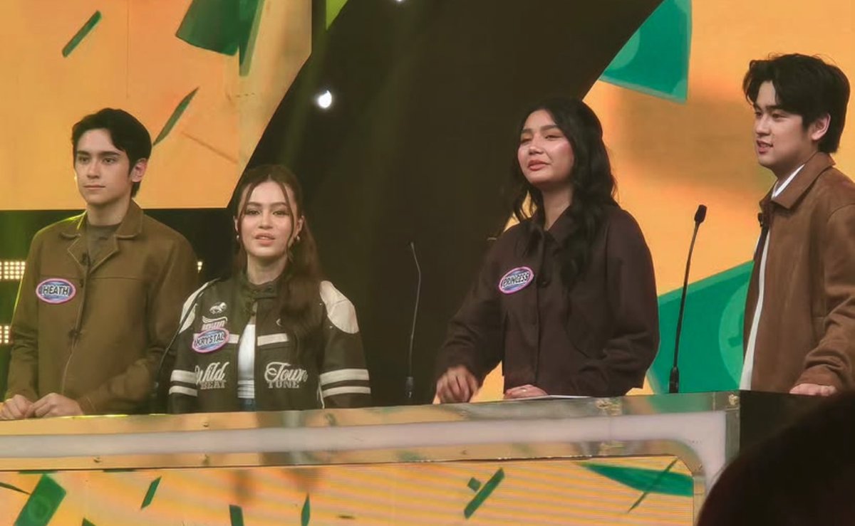 __jwrites's tweet photo. - sabay na introduce as official housemates by pair
- sabay pumasok
- nakapasok sa ultimate 8
- same placements by pair
- same group sa family feud

heath, krystal, princess and miguel solid quadro talaga! https://t.co/Cajr8jsEP9