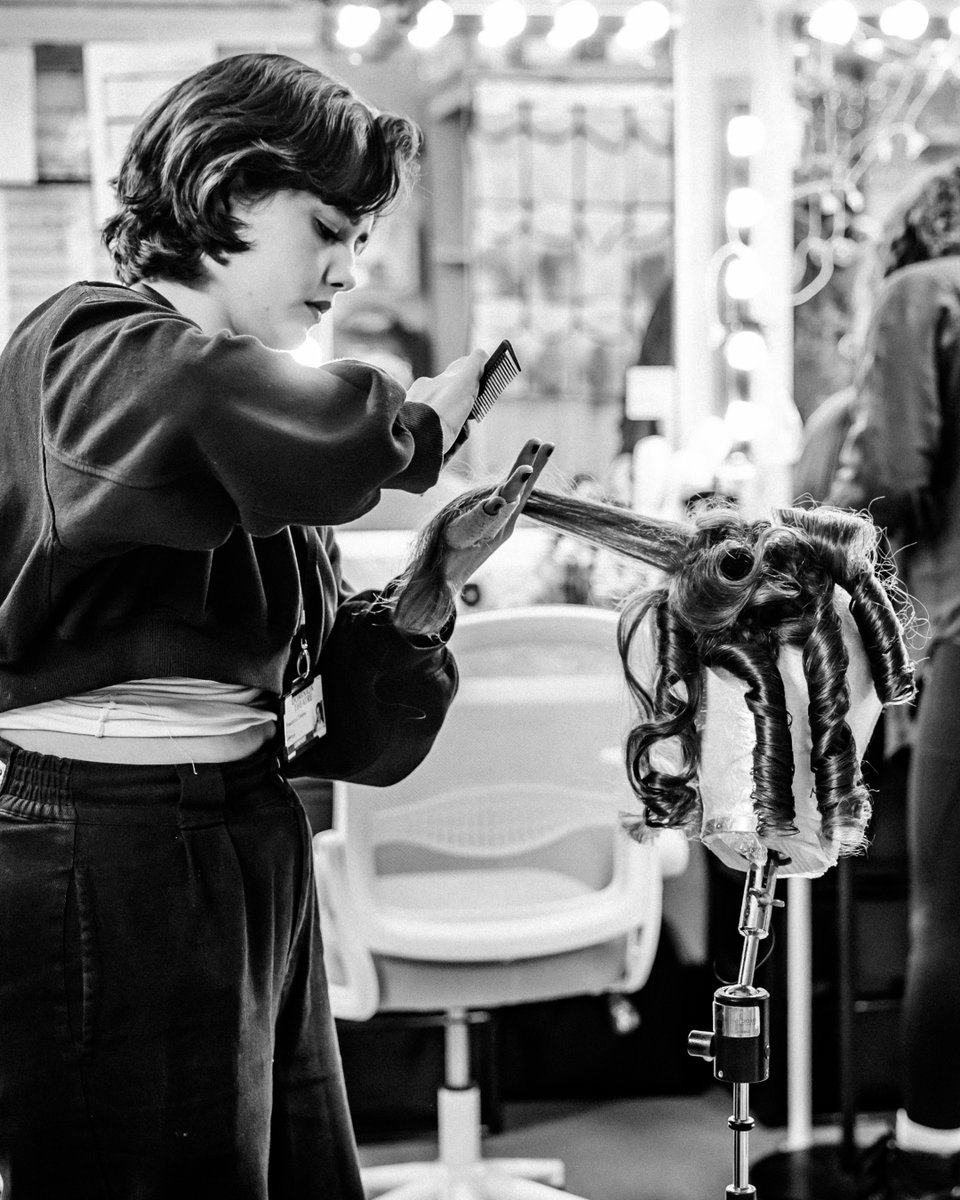 Truth is, there is no one who can do what they do to keep Runway looking sharp. 

Happy #InternationalWigsDay

📸 Danny Kaan