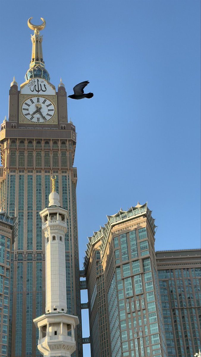 la_5t's tweet photo. والرُوح في رِحاب مكة أتَسَعَت 
طاب اللقاء وقرّت العيون وأرتوى القلب 
الحمدلله على التمام ، اللهم أجعلها عُمرة مقبولة🤍 https://t.co/v8WuFdwV8V