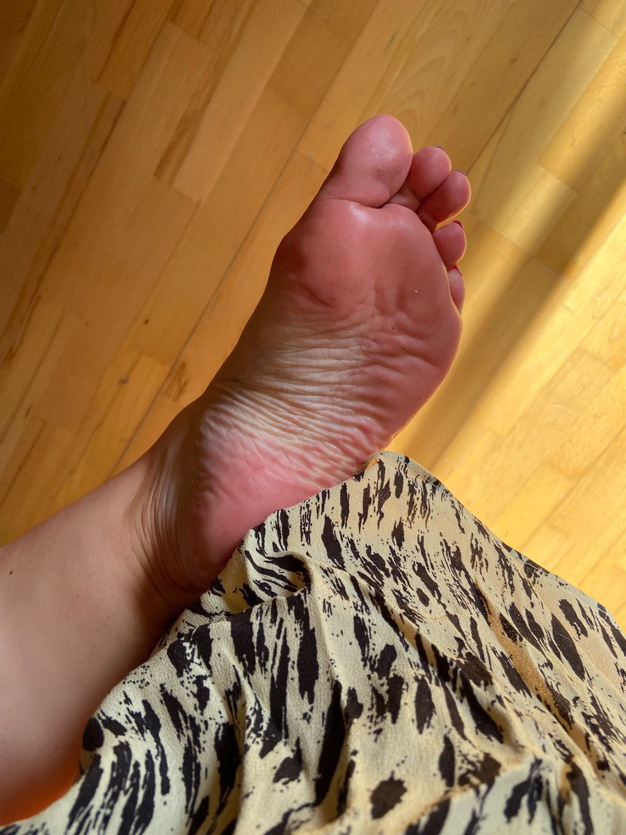 Queen Sam tweet media