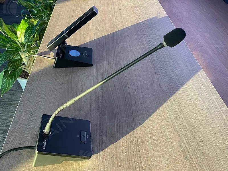 HUAINzhuhai's tweet photo. HY-6303C/D wired conference system: intelligent camera-tracking mics, 8 modes, auto camera tracking, noise cancel. Ideal boardrooms. 📧 official@huain-av.com 
#huain #digitalconference https://t.co/daUqJ8JYr9