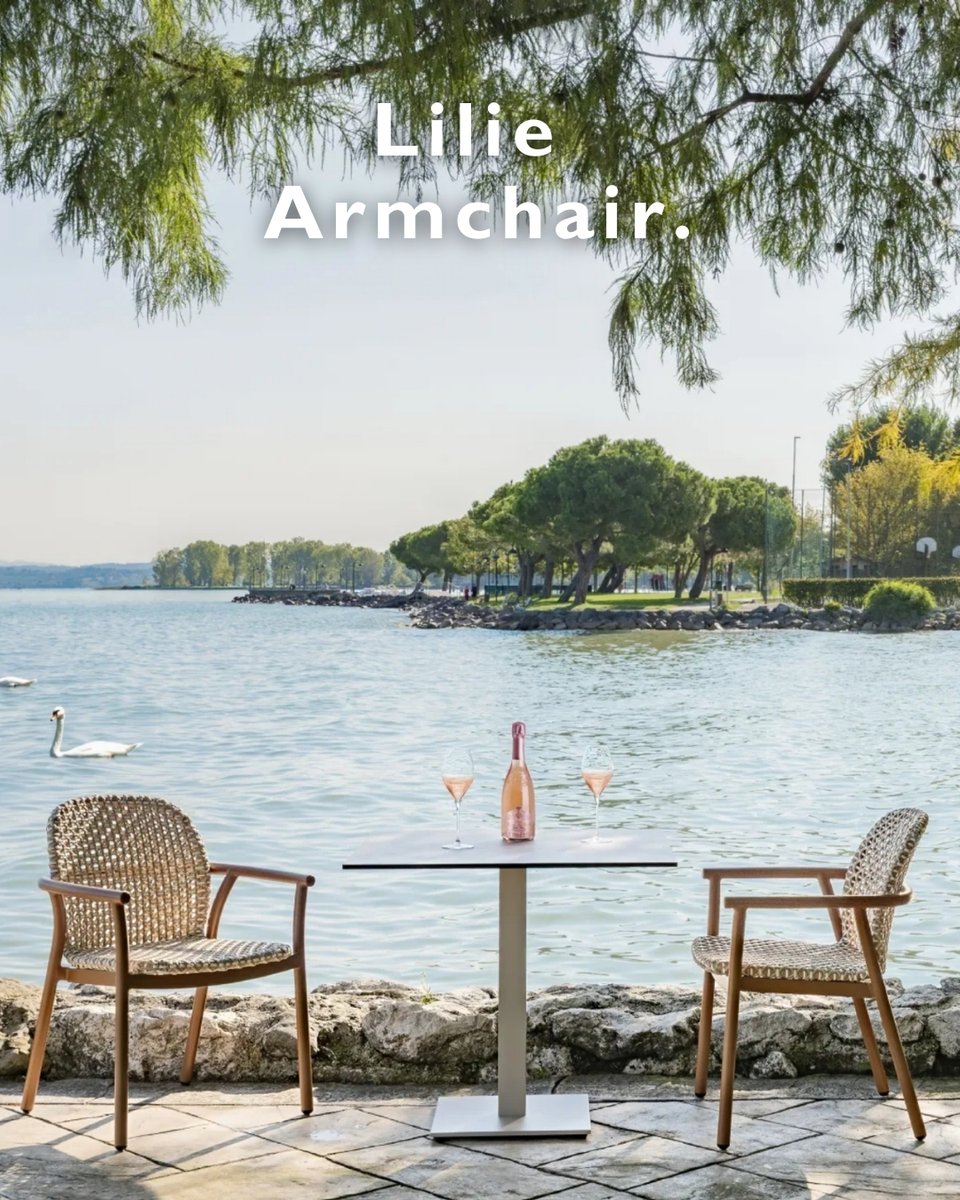 Hill Cross Furniture tweet media