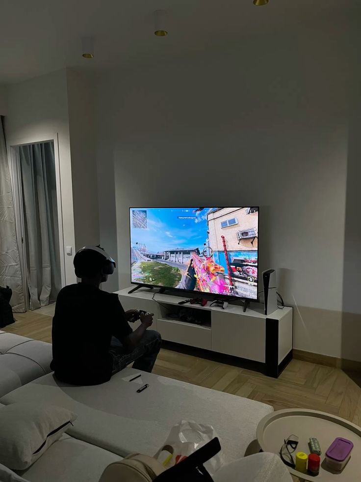 Martins | Film Director tweet media