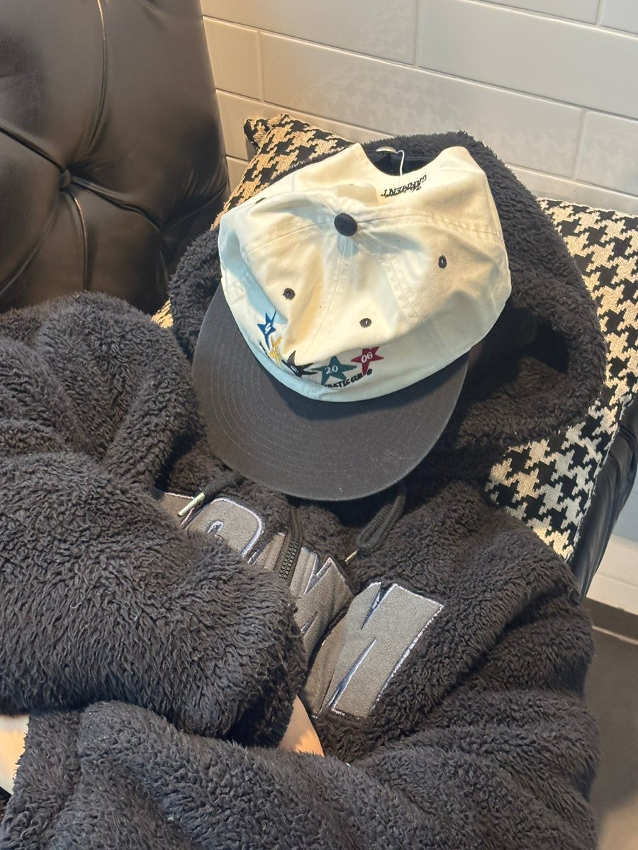 rowan updates 🌱 tweet media