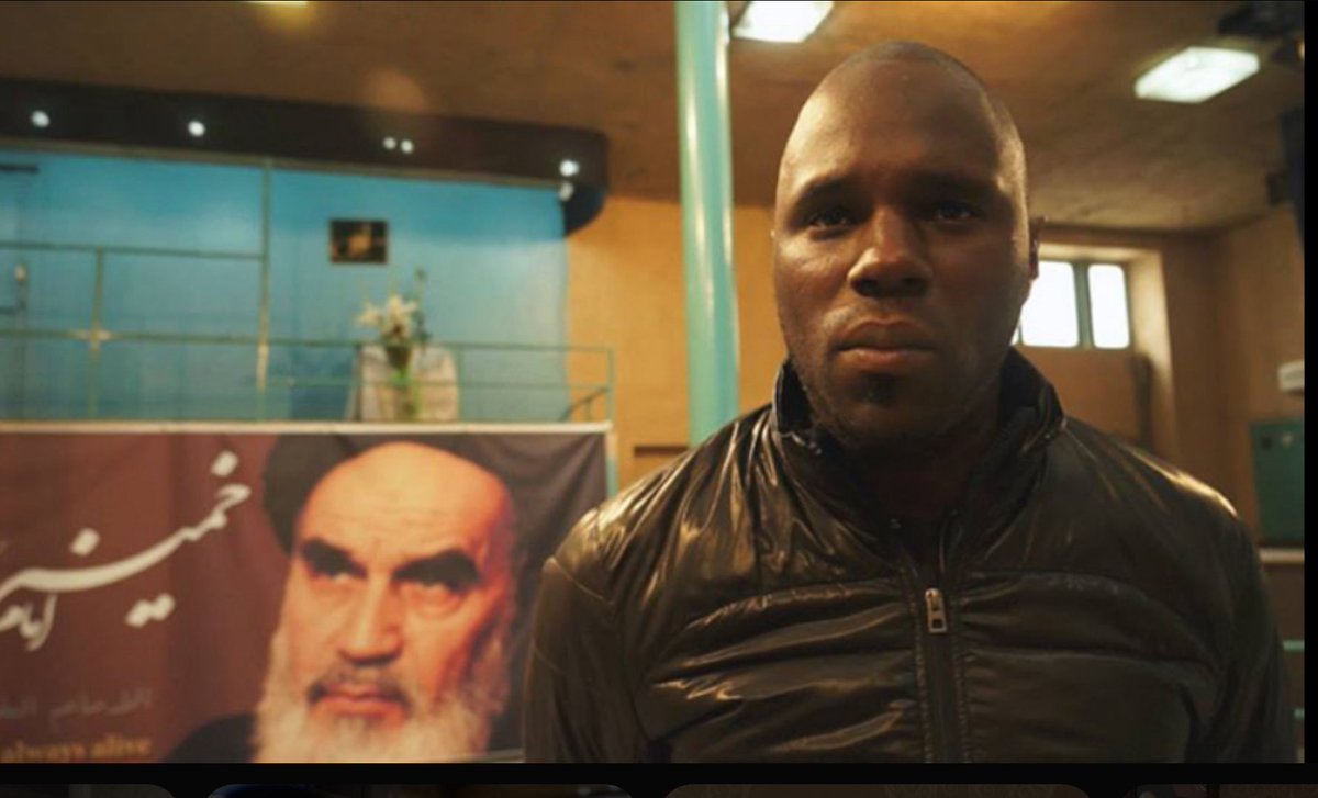 Kemi Seba: « Cette guerre USA 🇺🇸 / ISRAËL 🇮🇱 vs IRAN 🇮🇷 n’est pas seulement une guerre géopolitique visant le contrôle des hydrocarbures, ni simplement une agression destinée à concrétiser le plan Oded Yinon, c’est-à-dire le projet du Grand Israël . 

Elle est aussi ( et