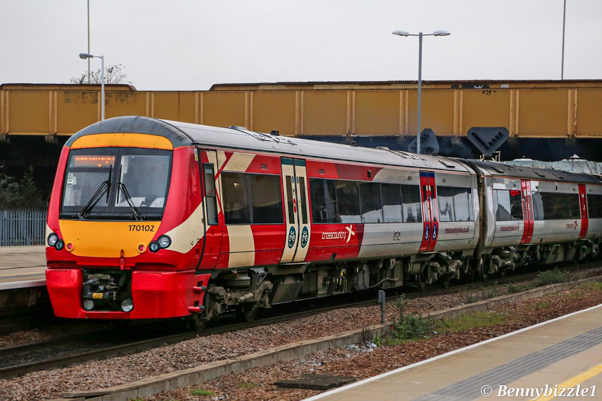 Bennybizzle1's tweet image. #TurbostarTuesday refurbished @CrossCountryUK 170102 departs Leicester