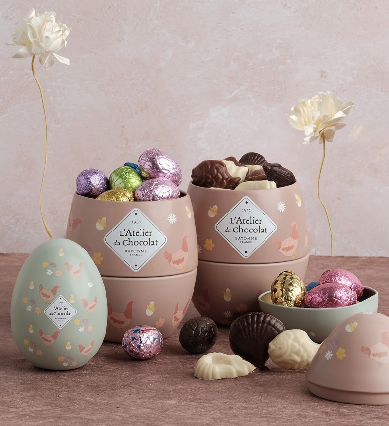 🐣#PÂQUES APPROCHE !🐰Œufs en #chocolat, lapins, poules et fritures font leur grand retour pour célébrer Pâques et régaler petits et grands🐔. Découvrez nos créations artisanales👉Livraison en 24h / 10% de remise sur votre première commande🚚 : atelierduchocolat.fr/fr/39-chocolat… #paques2026