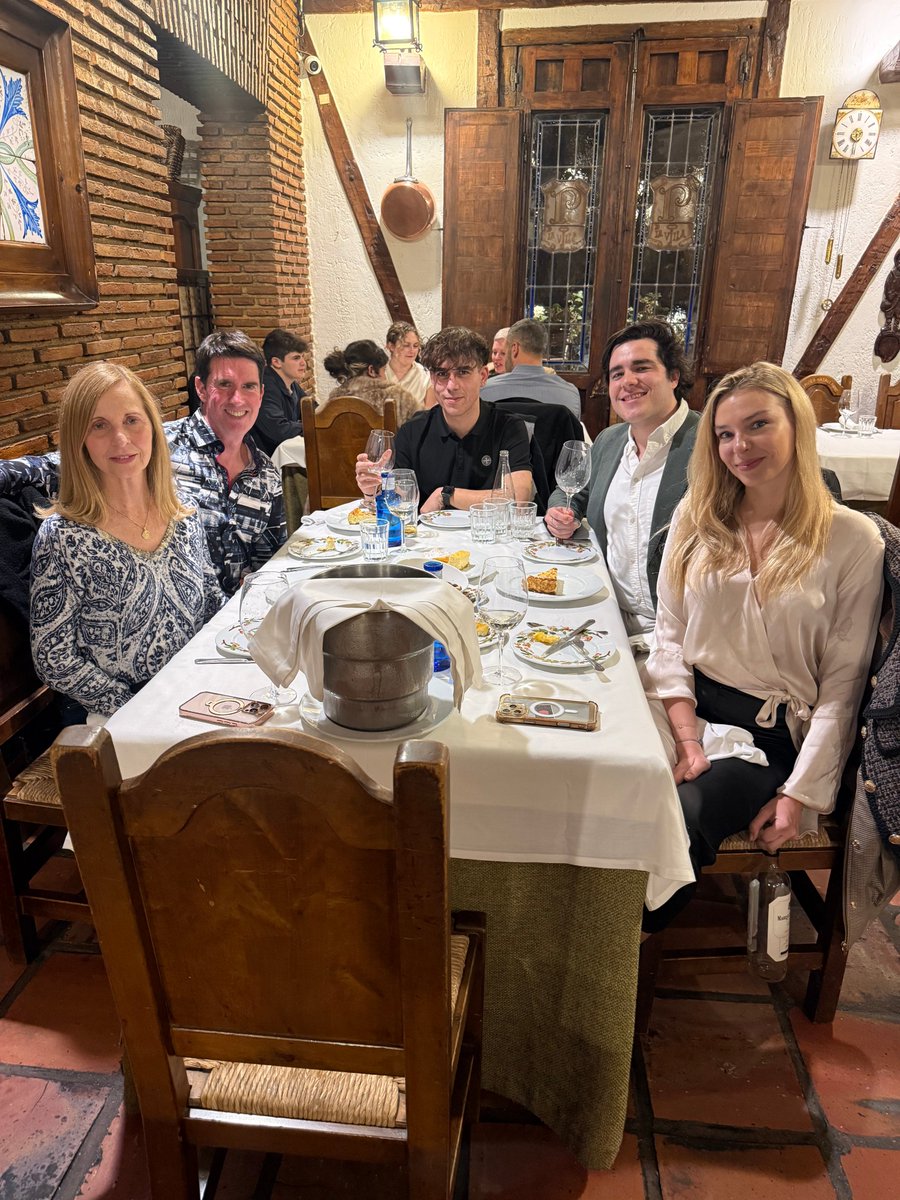 barrasadevelop's tweet photo. Had dinner with the creator of Siri.

How you build something half the world uses — from zero, no playbook.

Building roompass with @branger in Madrid and nights like this remind me exactly why we left everything behind.

From a bar, not a garage. 🇪🇸 https://t.co/J9JdV4OOFS
