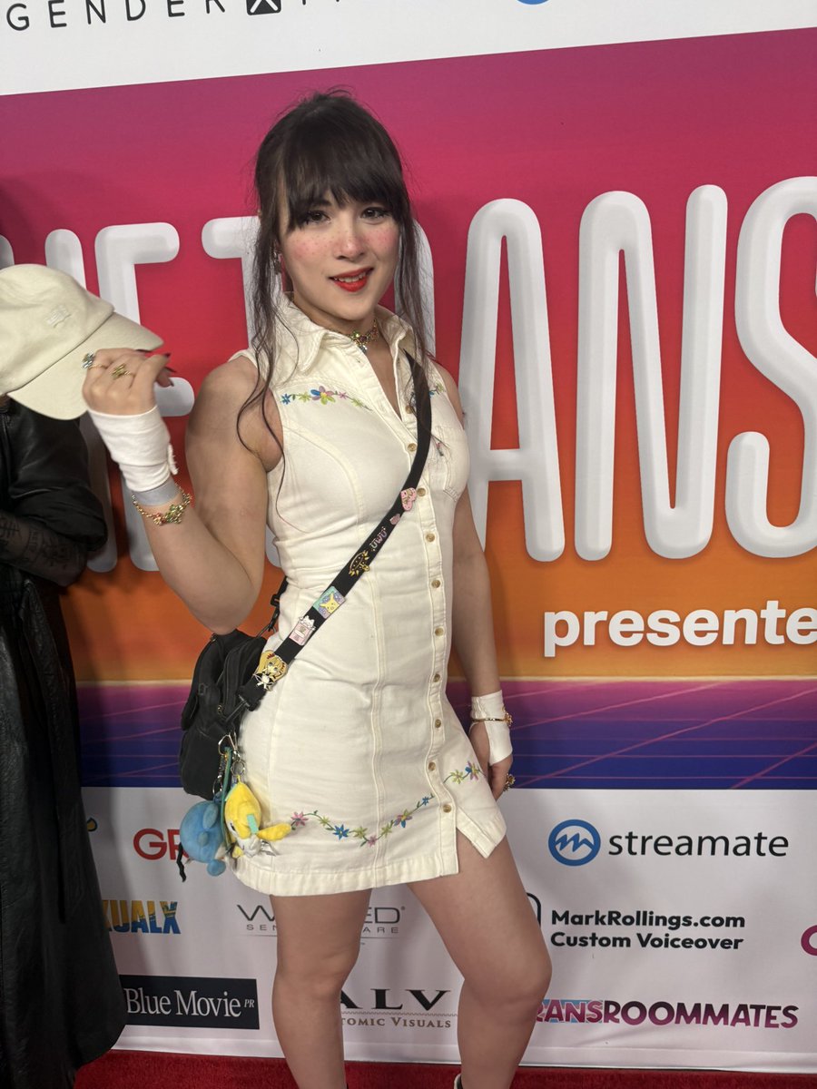 Cailey☀️ tweet media