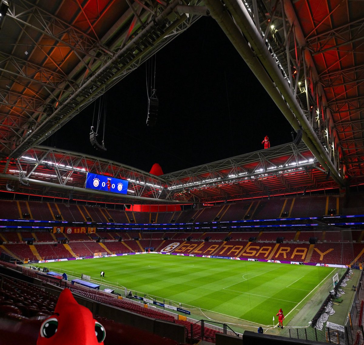 Mighty Red tweet media