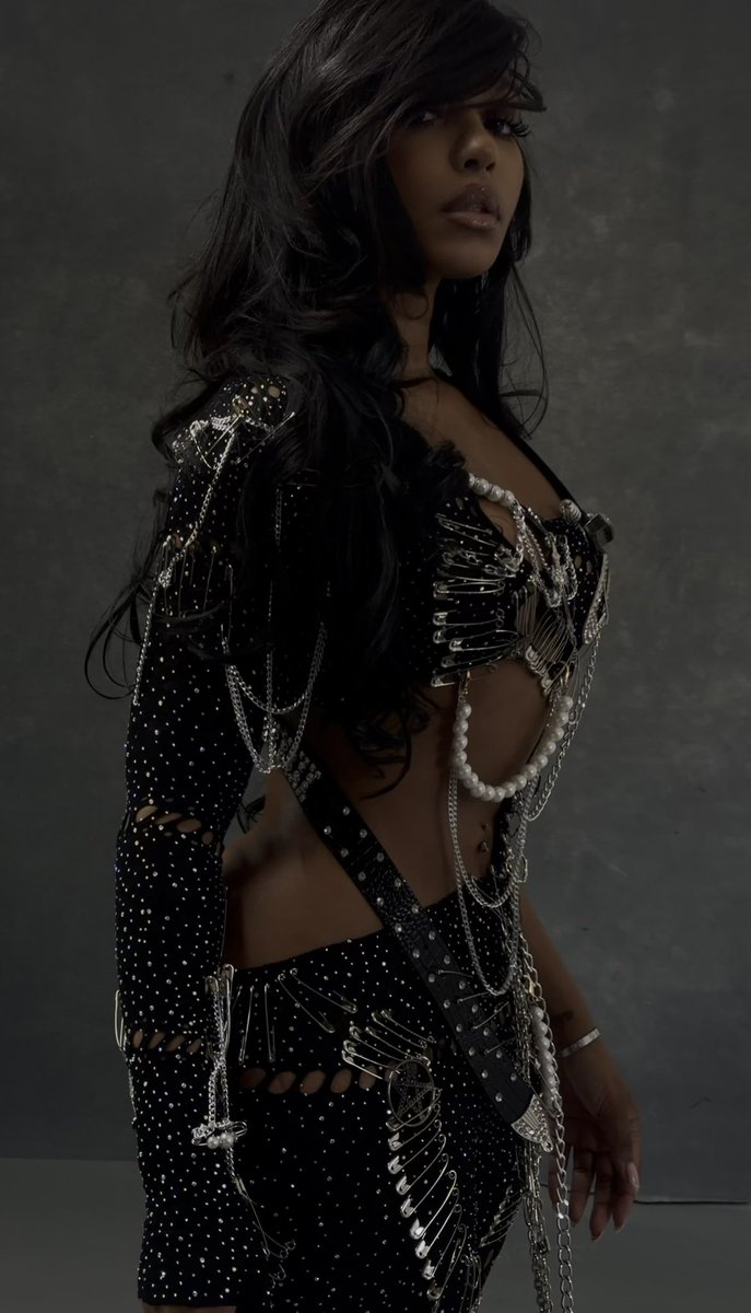 tumblr babe tweet media